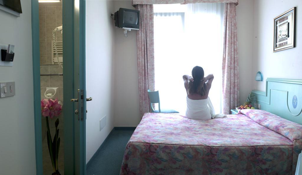 Salus Smart & Chic Hotel